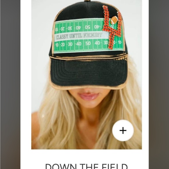 Judith March Navy Queen of the Field Crewneck - Picture 3 of 6